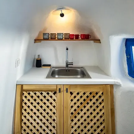 Blue Vice Imerovigli (Santorini)